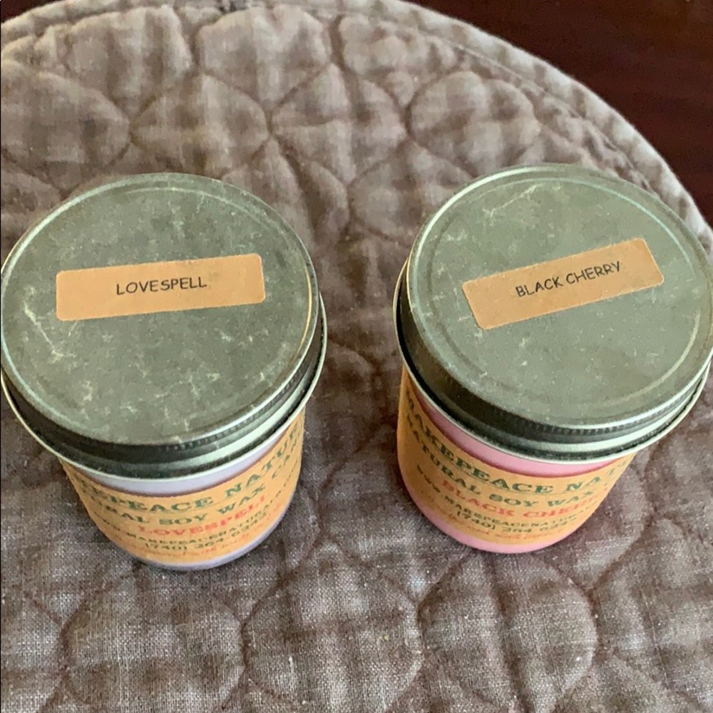 2- 8 Oz Make peace Naturals Soy Wax Candles - Picture 2 of 6